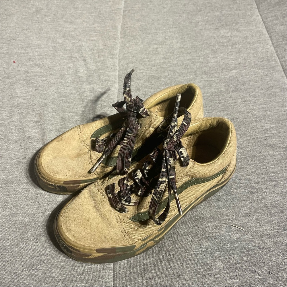 Camouflage Vans Suede and Canvas‎